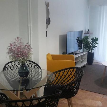 Elegant & Charming Apt. In The Hilton Area Apartment Athens Luaran gambar